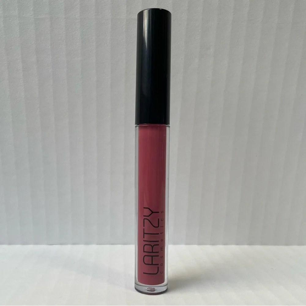 Laritzy Cosmetics Lip Gloss Curve: Light mauve
